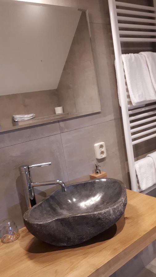 Bed En Breakfast Het Oelenest Hooghalen Dış mekan fotoğraf